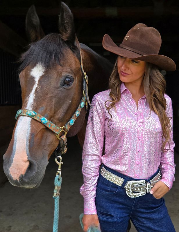 COWGIRL TUFF PULLOVER BUTTON UP