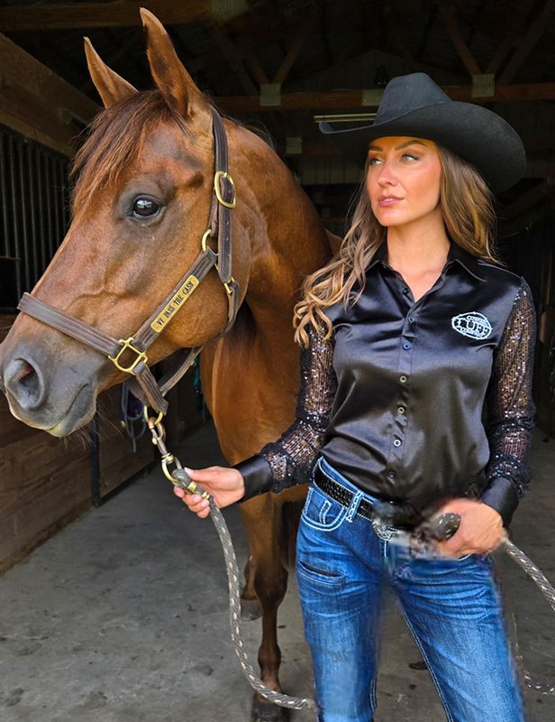 COWGIRL TUFF PULLOVER BUTTON UP