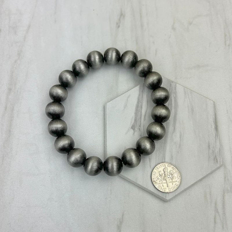 SILVER NAVAJO PEARL BEADED BRACELET