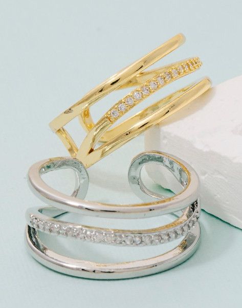 DELICATE THREE ROW OPEN RING