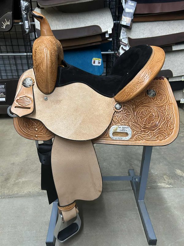 15" Circle Y High Horse Mansfield Barrel Saddle -