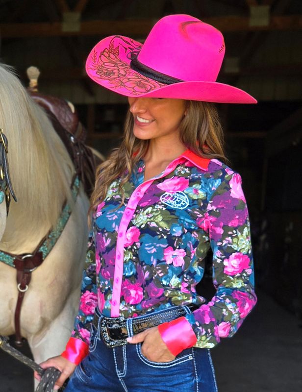 COWGIRL TUFF STRETCH PULLOVER BUTTON UP