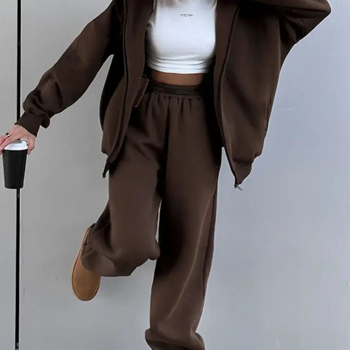 SPORTY TWO PIECE SET