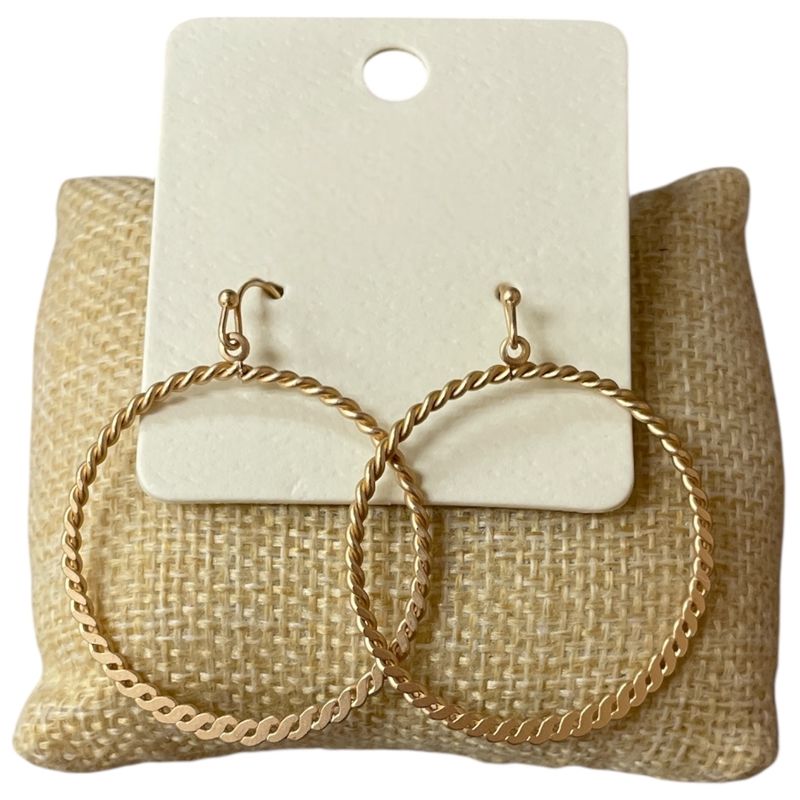 TEXTURE CIRCLE HOOP EARRINGS