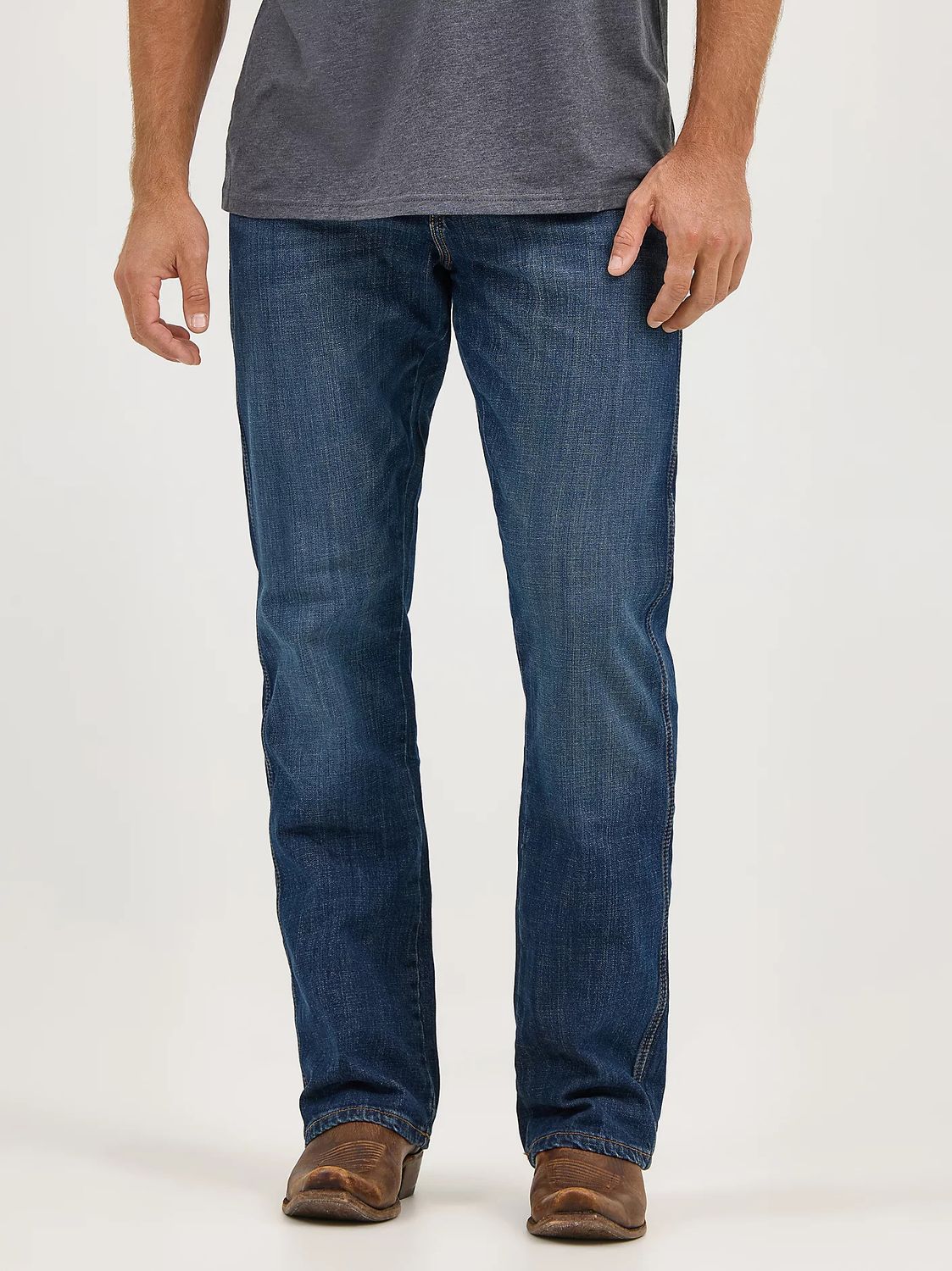 WRANGLER RETRO® RELAXED BOOTCUT JEAN