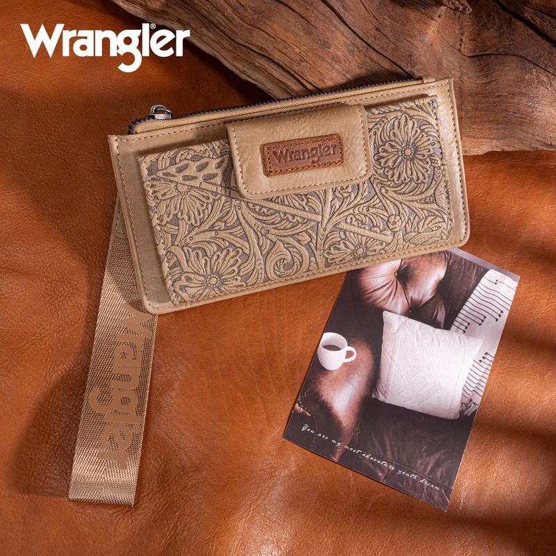 WRANGLER TOOLED CARD WRISTLET/WALLET
