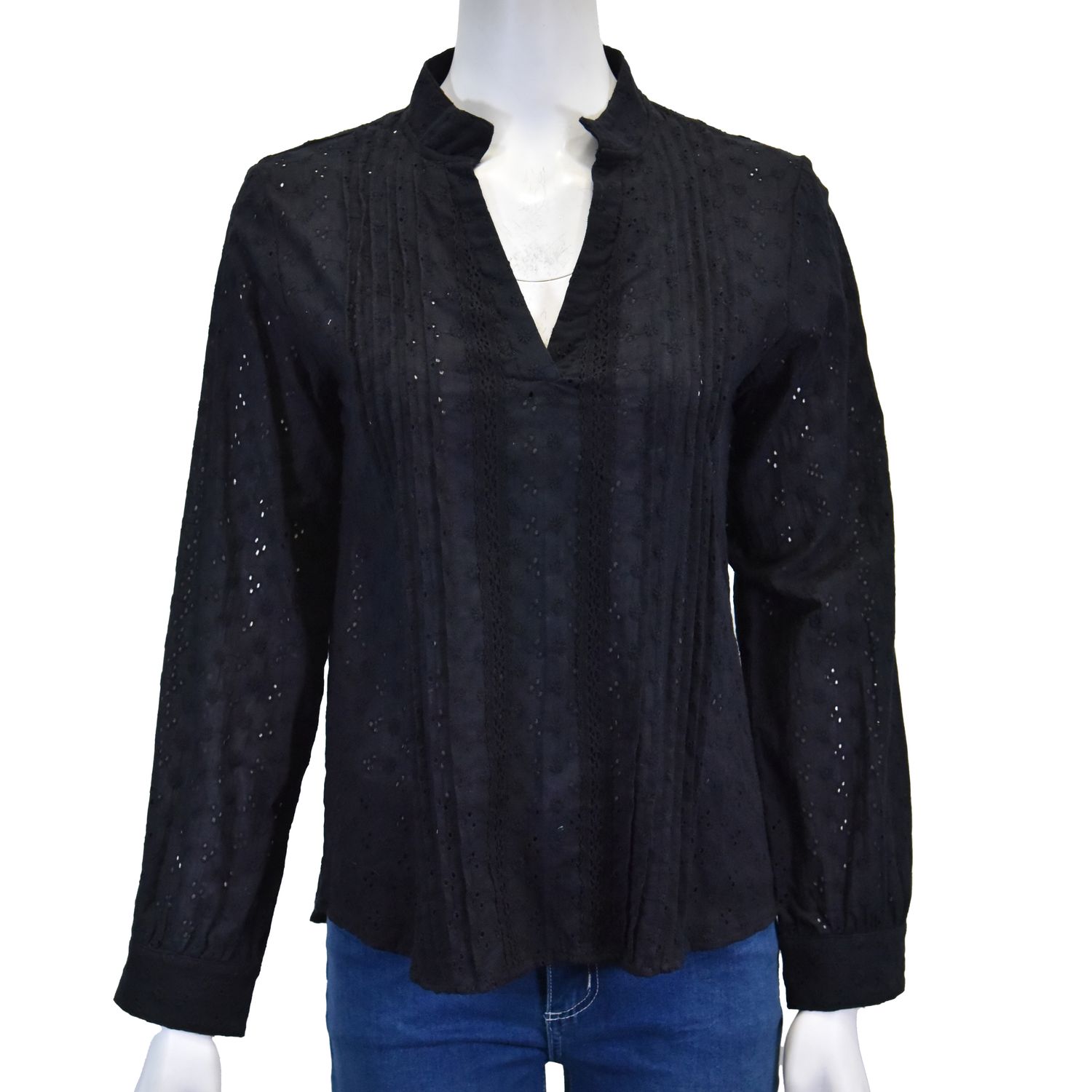 COWGIRL HARDWARE FLORAL EYELET V-NECK TOP