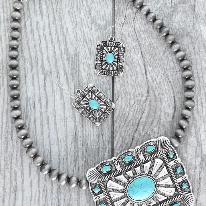 TURQUOISE RECTANGLE CONCHO BEADED NECKLACE SET