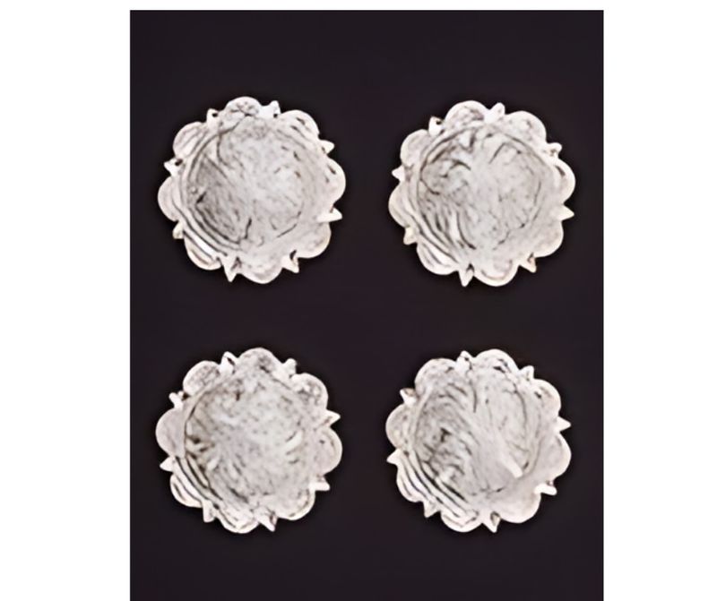 MAGNET ARENA TAG HOLDER CONCHO SILVER 1" SCALLOP