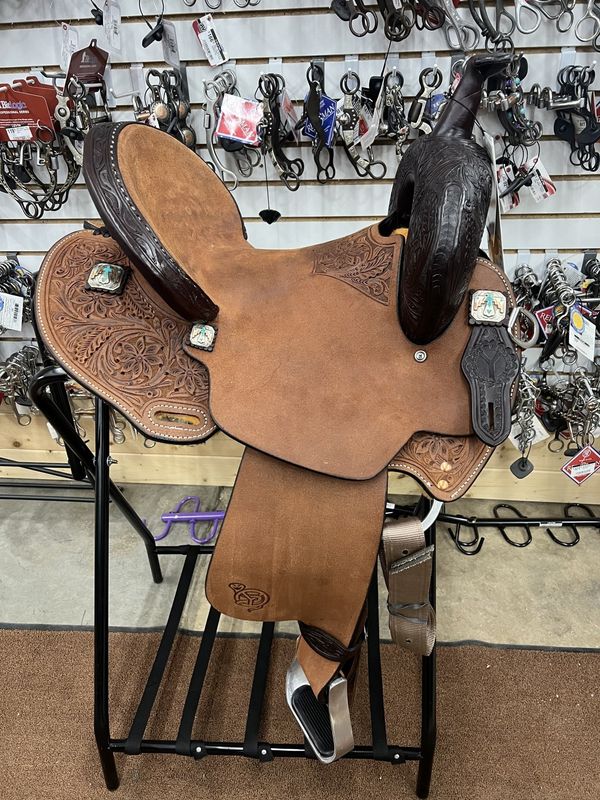 14.5" Circle Y Great Oak Barrel Saddle - Wide Fit