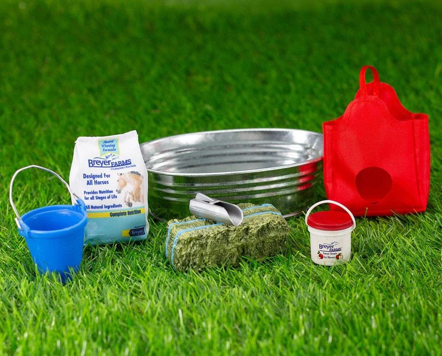 BREYER STABLE FEED SET