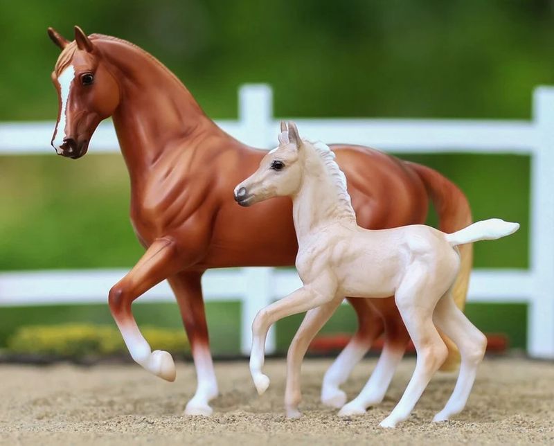BREYER POWER &amp; PRECISION | HORSE AND FOAL
