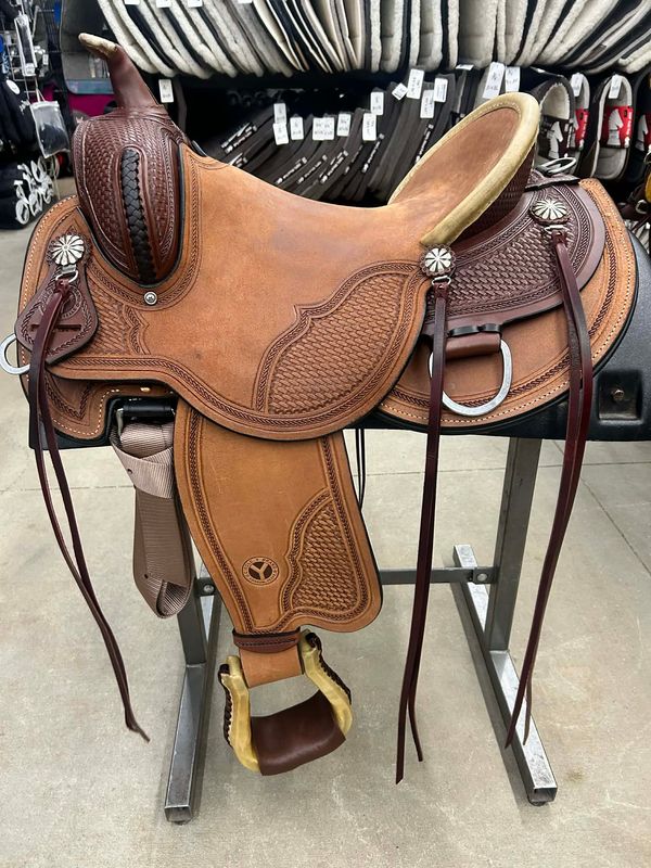 16" Circle Y Brazos Wood Trail Saddle - Wide
