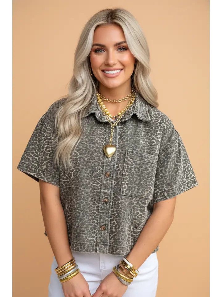 LEOPARD DENIM CROPPED SHIRT
