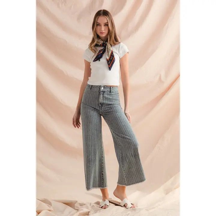 WASHED STRIPE DENIM PRAYED HEM PANTS