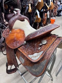 15.5" Used Circle Y Show Saddle - Standard