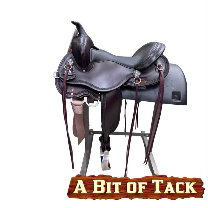 16" Circle Y Gillette Trail Saddle - Wide