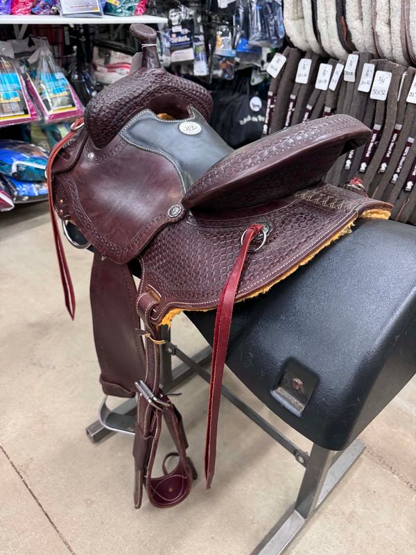 14" Used HR Trail Saddle