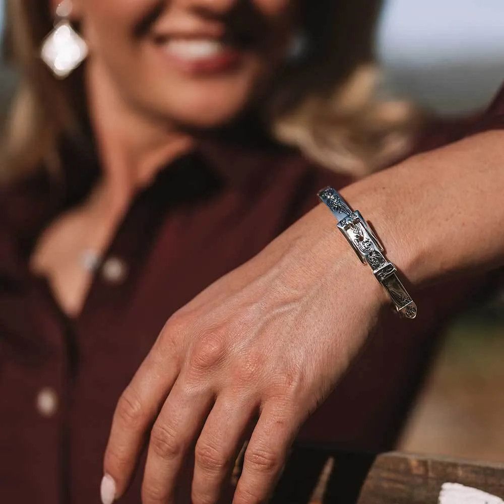 MONTANA SILVERSMITHS TRUE WEST BUCKLE BRACELET