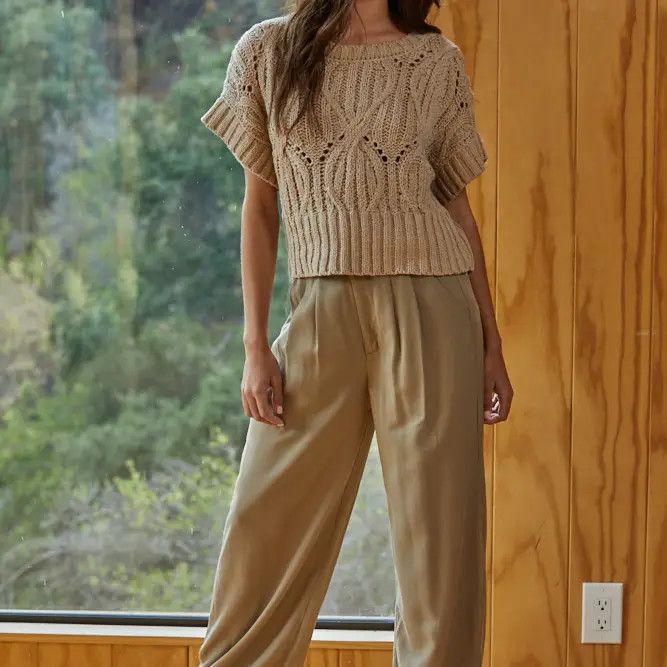 KNIT CROCHET SHORT SLEEVE SWEATER