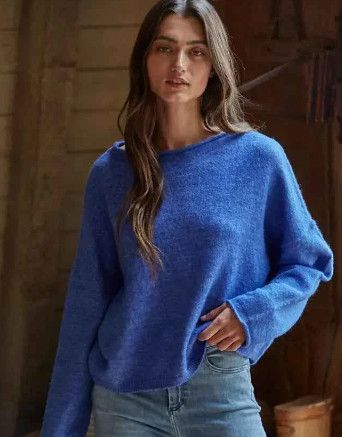 ROLLED ROUND NECK SWEATER