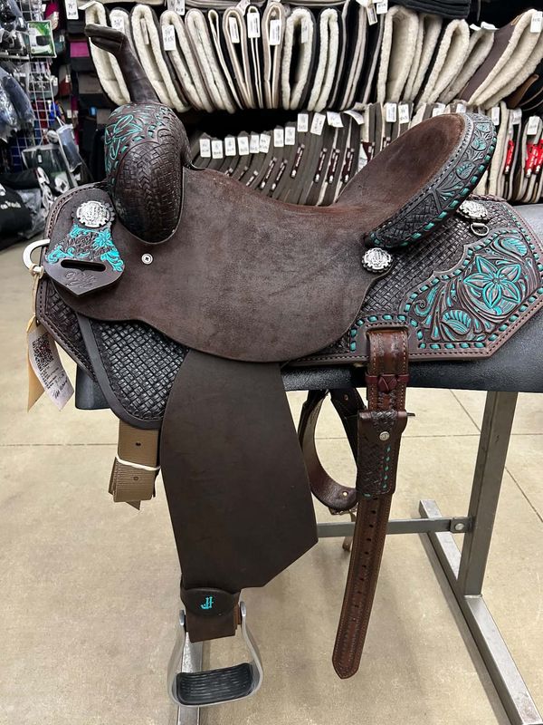 14" Double J Brittany Pozzi Barrel Racer - Wide