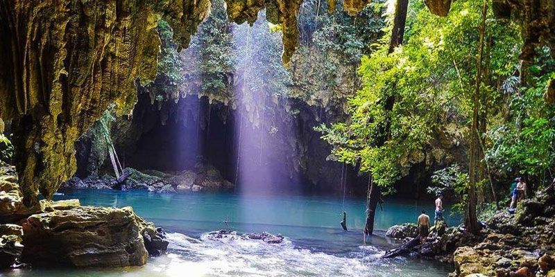 Flores to Cuevas de Candelaria