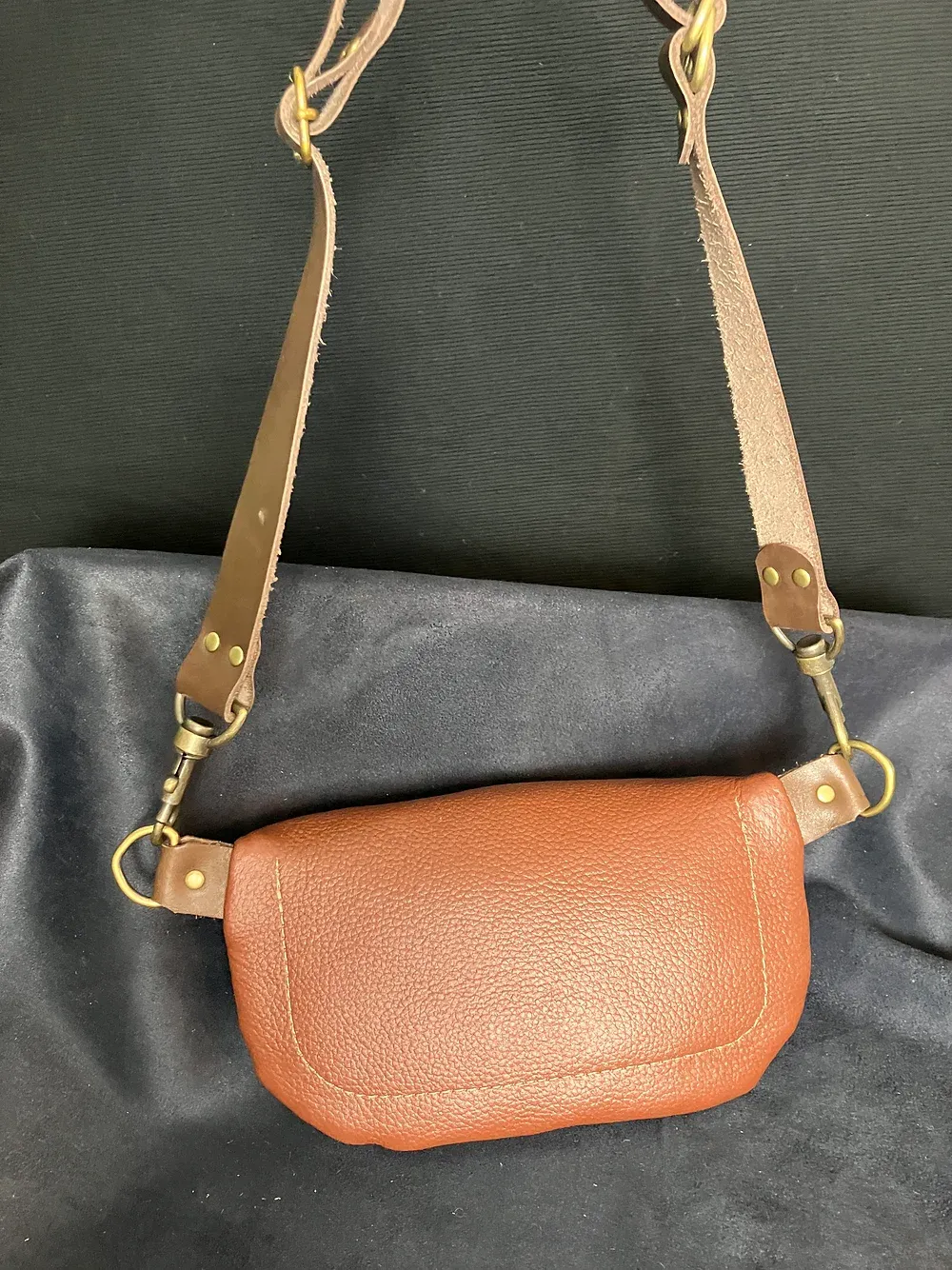 Cross-body fanny SMALL 2-tone chestnut/burgundy