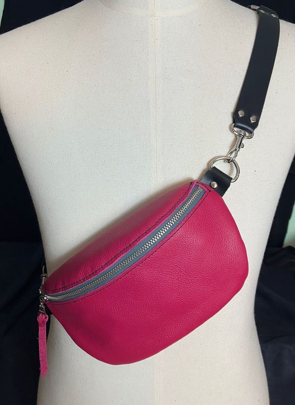 Cross-body pouch SMALL Hot Pink