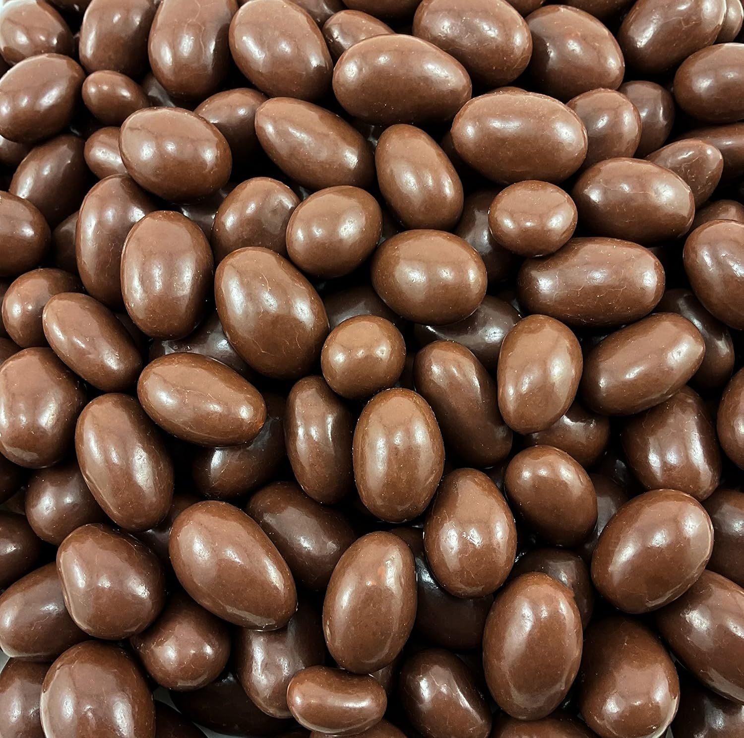 Bazzini milk chocolate almonds - 1.5 oz