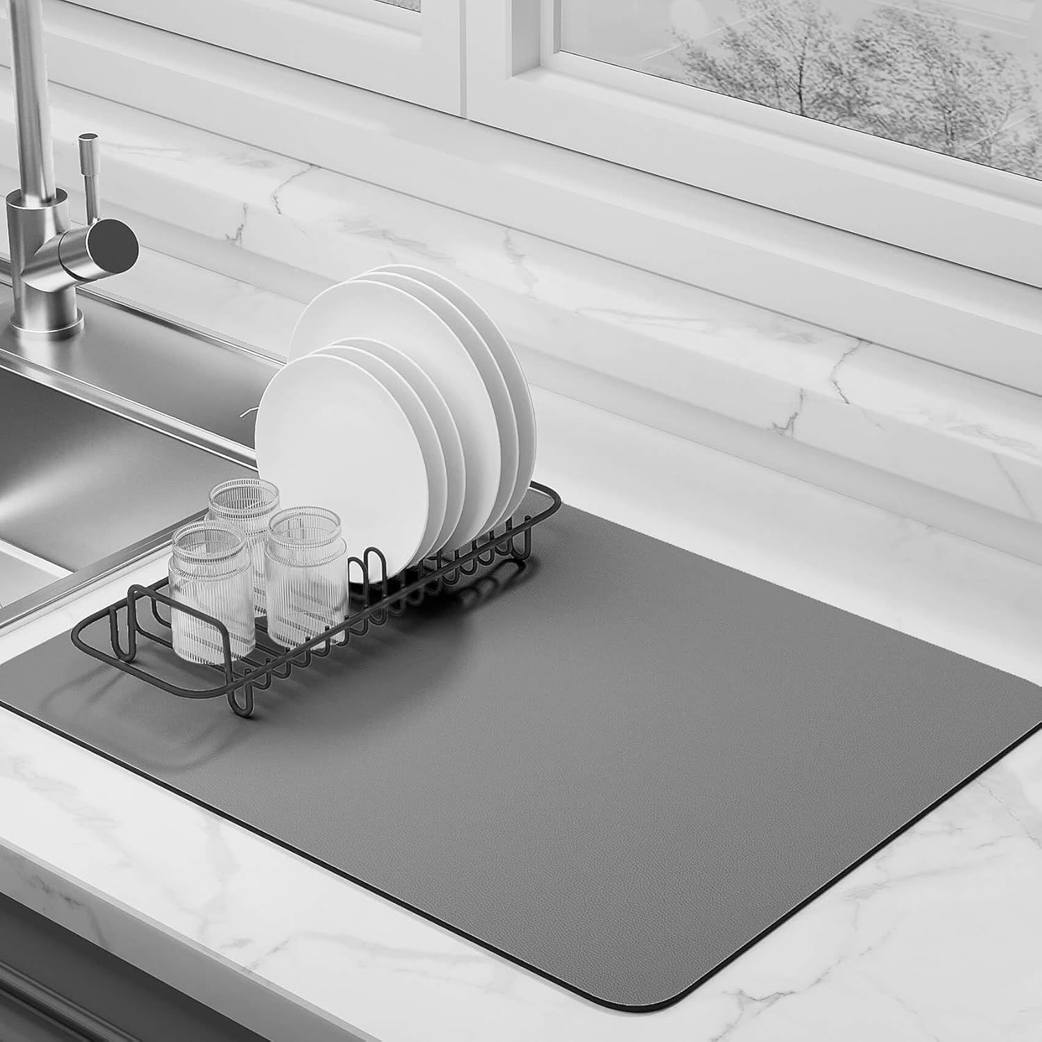Dish drying mat