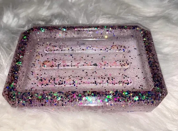 Glitter soap dish