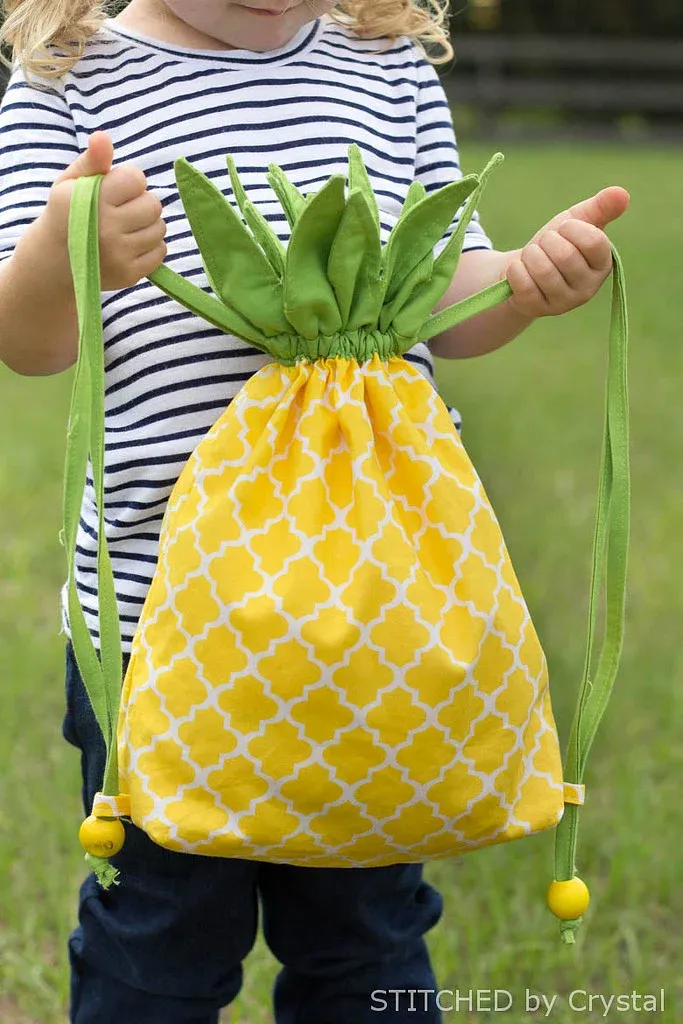 Expandable shipping bag fruit