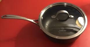Nonstick sauce pan with lid - 2.5 qt