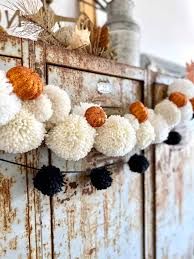 Pom Pom garland Halloween