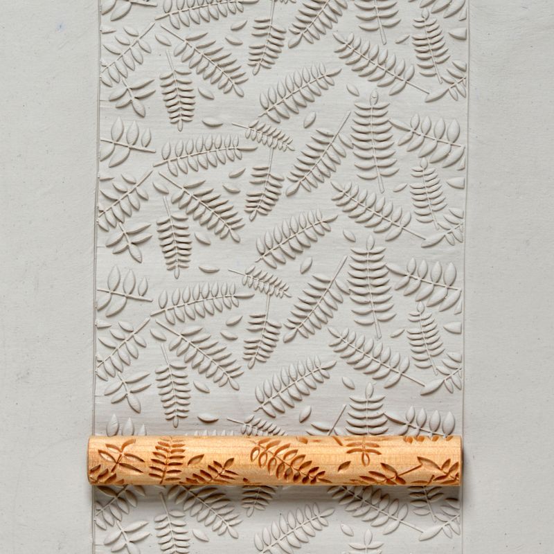 TWIG ROLLER - FERN LEAVES 1