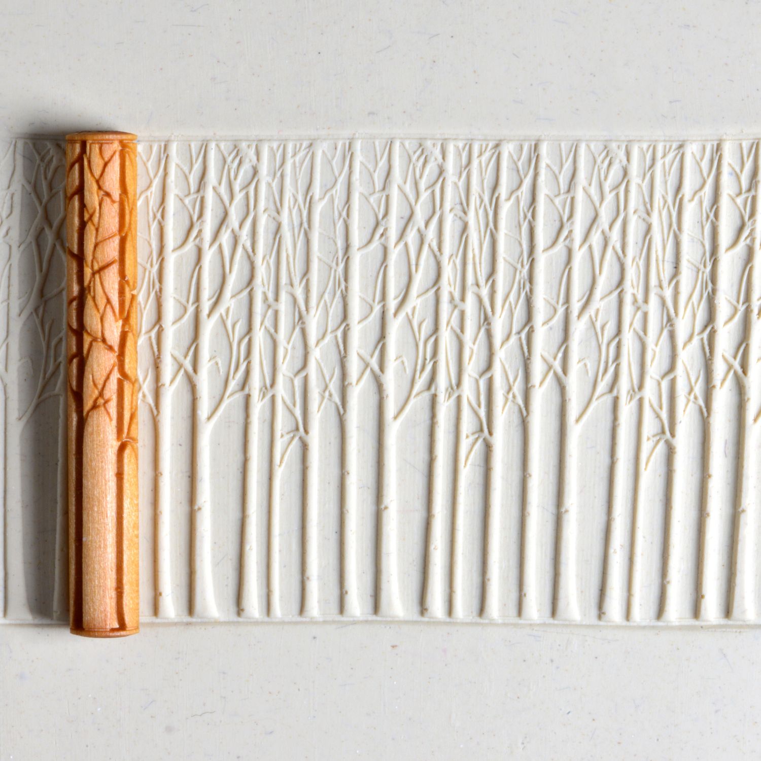TWIG ROLLER - WINTER WOODS