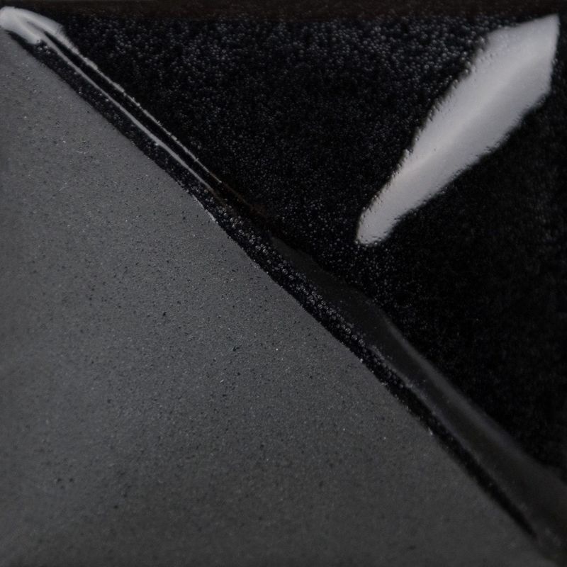 UG050P - JET BLACK - PINT - UG050-P