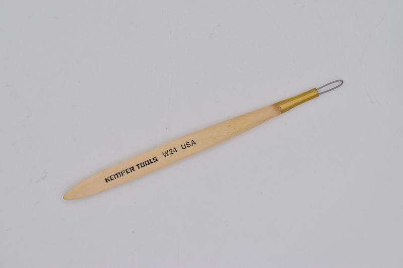 5" WIRE AND WOOD TOOL - W24