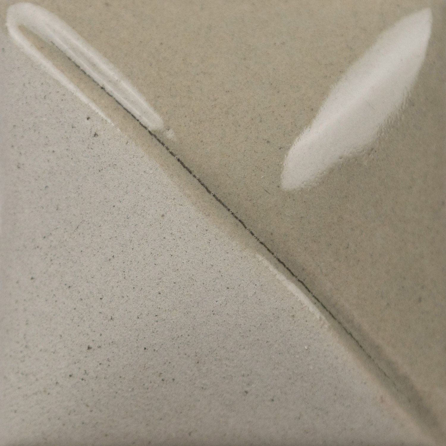 UG221P - CEMENT - PINT