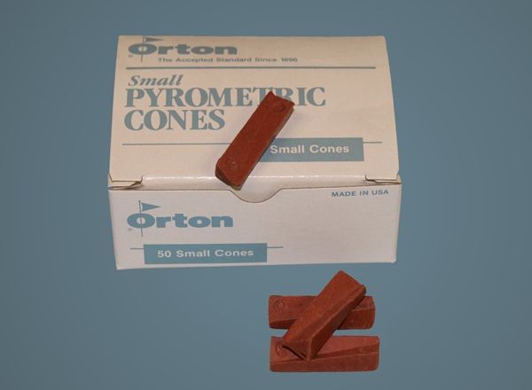 SRB07 SMALL REGULAR CONES