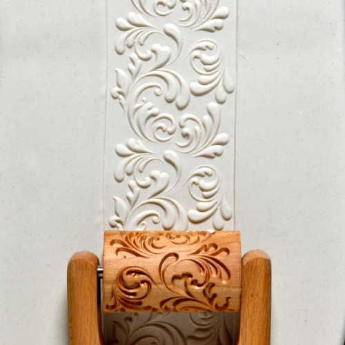 LARGE HANDLE ROLLER - ROCOCO