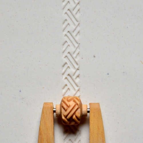 MINI ROLLER 10 MM - BASKET WEAVE 1