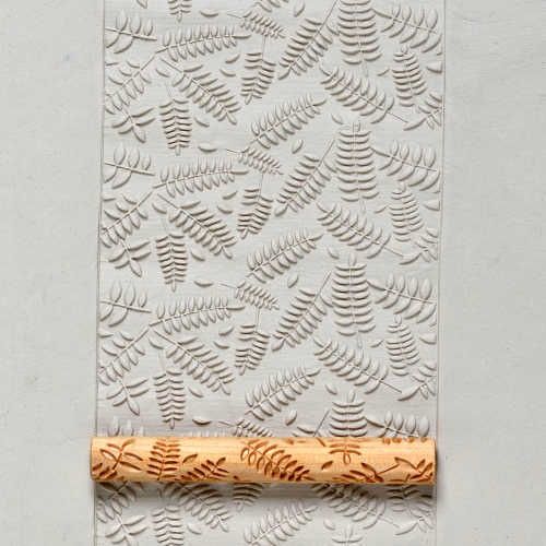TWIG ROLLER - FERN LEAVES 1