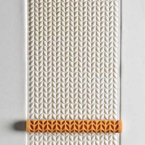 TWIG ROLLER - KNIT STITCH