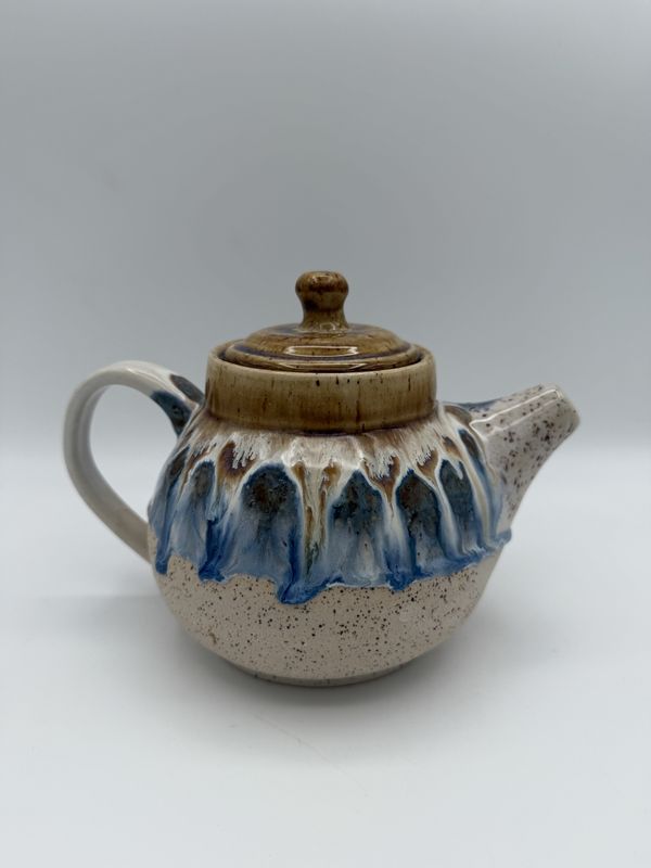 BROOKE RISOEN - TEAPOT