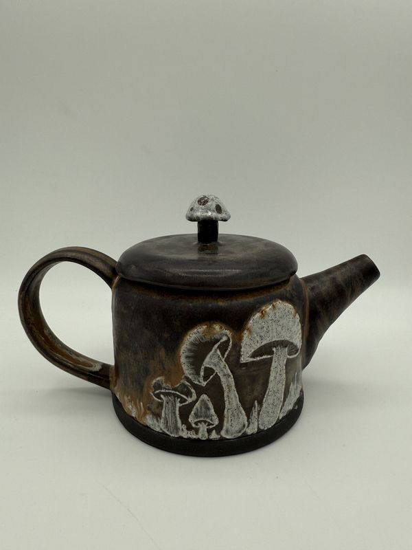 LISA TWOMEY - TEAPOT