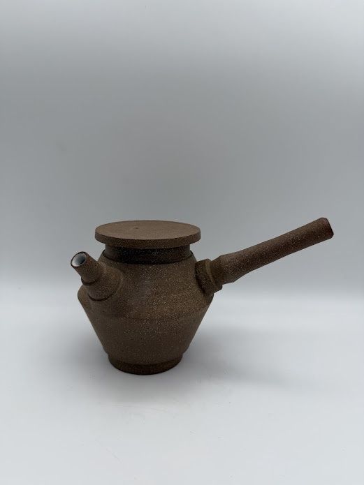 HANNAH MARTIN - BROWN TEAPOT #3 - SIDE HANDLE