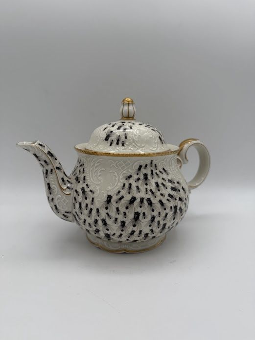 IVAN ALBREHT - TEAPOT