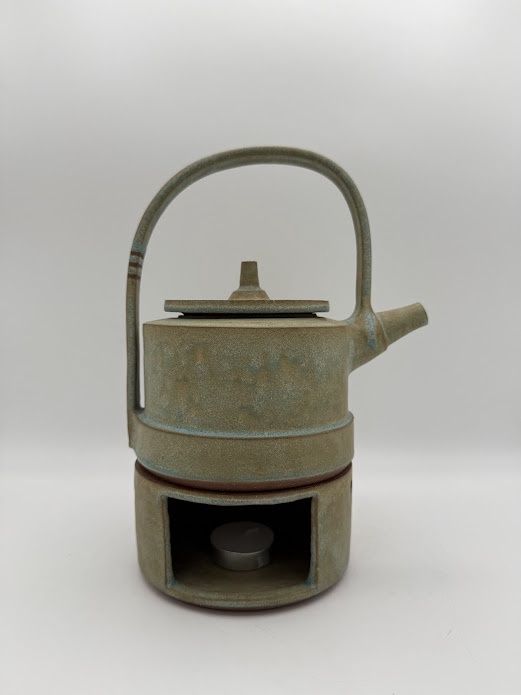HANNAH MARTIN - GREAN TEAPOT